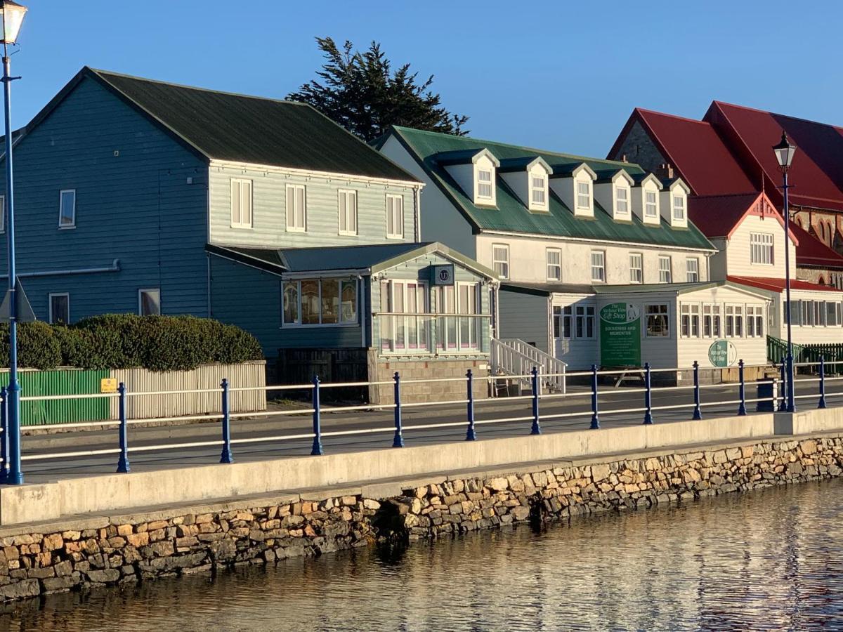 The Waterfront Boutique Hotel Stanley Exterior foto